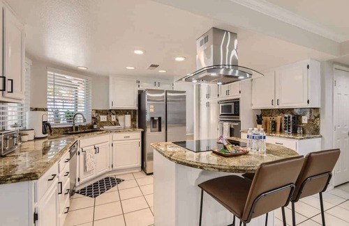 Canyon Gate Villa | Heated Pool with Cabana & Game-Room 15 Min to Strip!