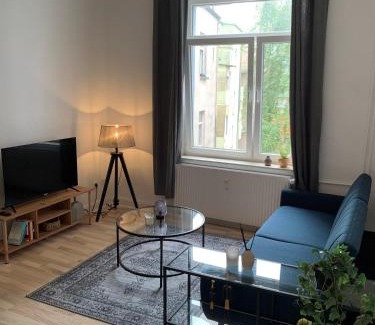 Neumuenster Apartamento | Helle Freude! Modern Apartment in central Location