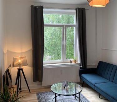 Neumuenster Apartamento | Helle Freude! Modern Apartment in central Location