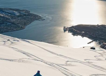 Narvik Apartamento | Helt nytt, oppgradert hus med fantastisk utsikt.