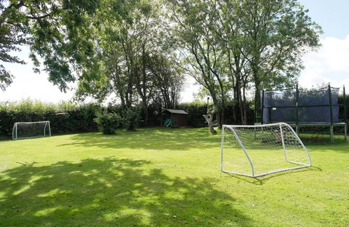 North Tamerton Cabaña | Hendra; impresionante casa grande en el norte de Cornualles con motivos, se aceptan perros