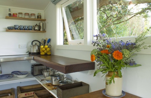 Haumoana Cabaña | Herb Cottage