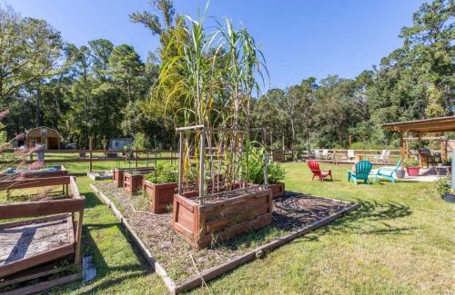 Westside Casa | Herbalist Farm