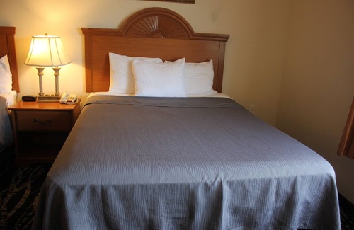 Amory Hotel | Heritage Inn & Suites