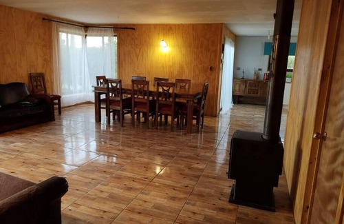 Maria Pinto Casa | Hermosa casa de campo con piscina y quincho.