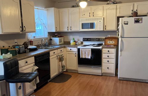 Wentzville Casa | Hidden Paradise. Close to everything