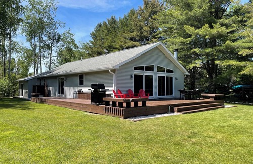 Lake Township Cabaña | Resortes ocultos en Long Lake - Sleeping Bear Dunes National Lakeshore