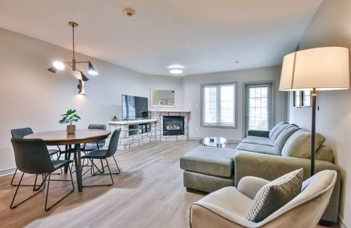 Oro-Medonte Apartamento | Hideaway 2BR Condo Pool & Heated Pool