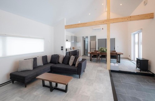 Asahikawa Villa | HIGASHIKAWA Villa 森音