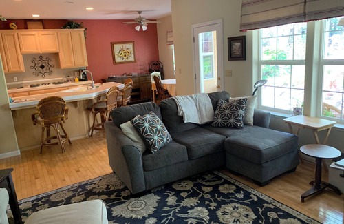 Cameron Park Casa | High-end exclusive quiet Eastwood Park neighborhood in beautiful Cameron Park