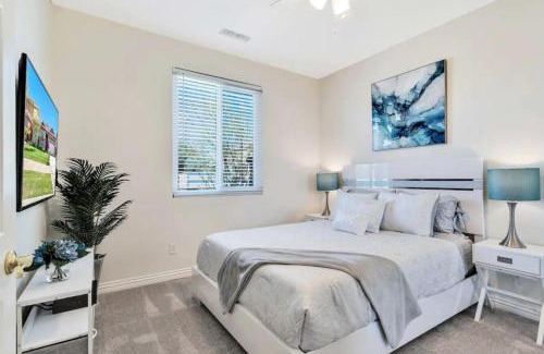 Terra Lago Casa | High End Indio 5BR with Saltwater Pool