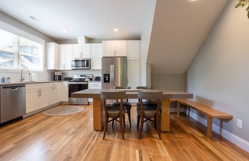 Woodfin Villa | High on the Mountain: Newly-Built Villa in Downtown Asheville!