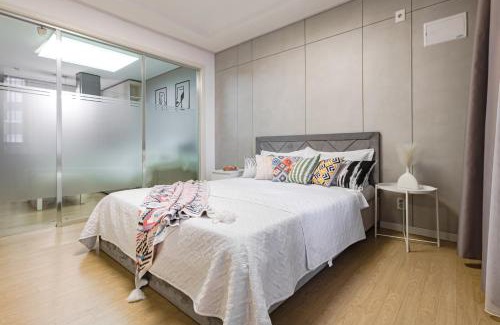 Almaty District Apartamento | Highvill Modern View идеально для туриста