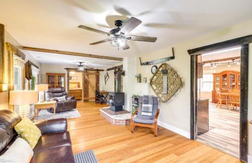 Burnsville Casa | Hike and Relax Blue Ridge Mountain Retreat!