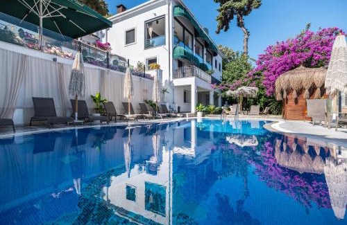 Adalar Hotel | Hillora Hotel Buyukada