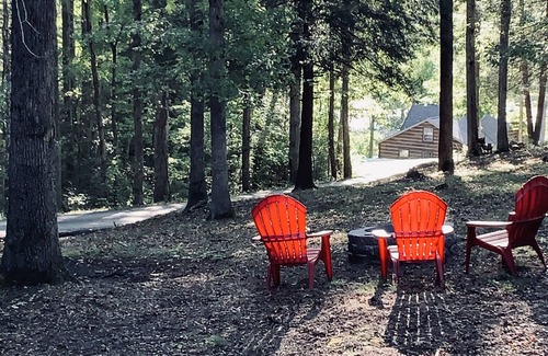 Pittsburg Casa | Hilltop Cabin at Wood Creek Lake