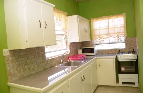 St. George's Apartamento | Hillview Apartments and Vehicle Rental