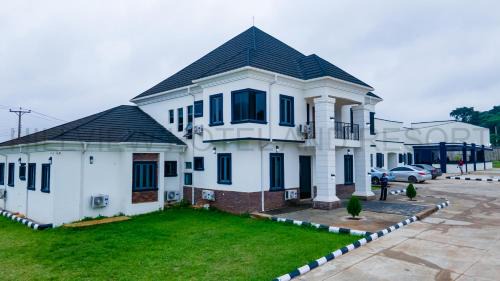 Iworoko Hotel | Hillview Hotel and Resort, Ajebamidele, Ado-Ekiti, Nigeria