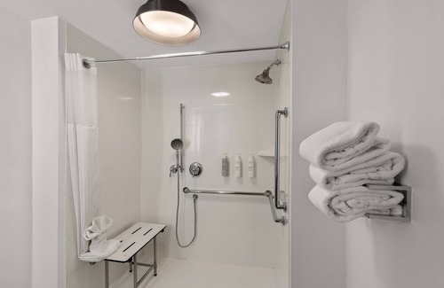 Lithonia Hotel | Hilton Garden Inn Atlanta East/Stonecrest