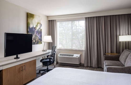 Bakersfield Hotel | Hilton Garden Inn Bakersfield