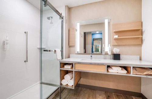 Pennington Bend Hotel | Hilton Garden Inn Nashville Opryland