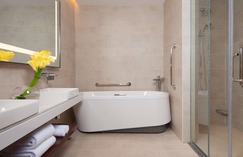 Deqen Hotel | Hilton Garden Inn Shangri-La