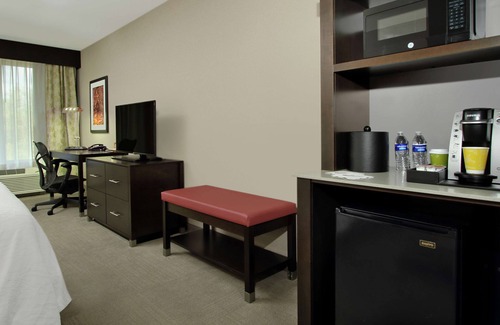 Santa Rosa Hotel | Hilton Garden Inn Sonoma County Airport