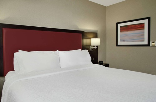 Santa Rosa Hotel | Hilton Garden Inn Sonoma County Airport