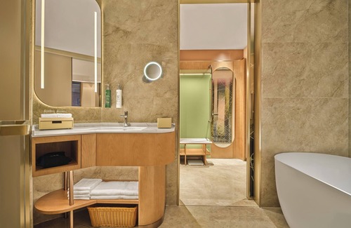 Zhanqian District Hotel | Hilton Garden Inn Yingkou Zhanqian