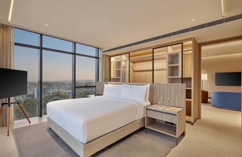 Gurugram Hotel | Hilton Gurugram Baani City Centre