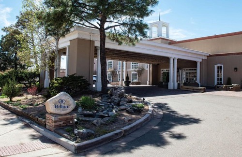 Downtown Santa Fe Hotel | Hilton Santa Fe Historic Plaza