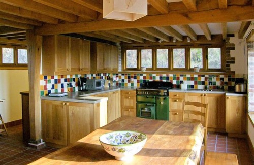 Tirabad Cabaña | Hiraeth, admite mascotas, casa de vacaciones de lujo en Dolau, Ref 4455