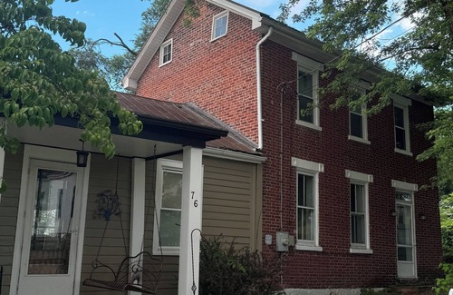 West Middletown Casa | Historic 1846 fully restored pet-friendly house for you.