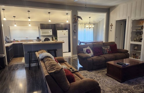 Havana Casa | Historic 1860's updated 4 bedroom, 2 bath home