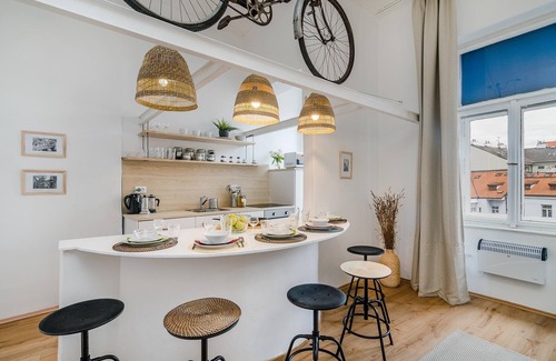 Mala Strana Apartamento | Historic Centre APTs by Michal&Friends