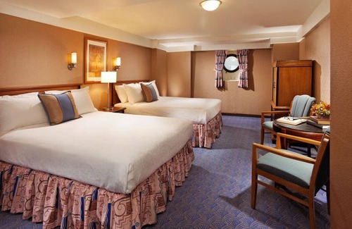 Harbor Hotel | Historic Harbor Haven! Minutes to Long Beach Cruise Terminal, Pets Allowed