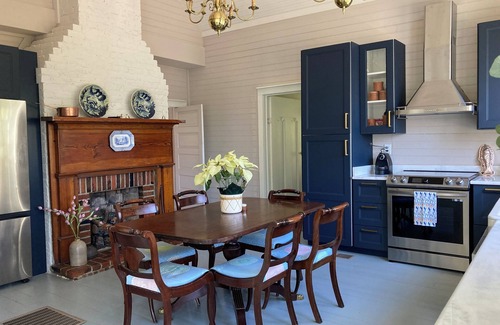 Greensboro Casa | Historic house in Greensboro, Lake Oconee, Augusta with all modern amenities.