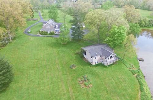 Kenton Casa | Historic House on Lake with Pool