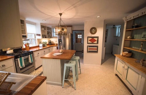 Chiltonville Casa | Warren House, Ocean Side, vistas increíbles, cerca de la ciudad y la playa, jacuzzi en la piscina