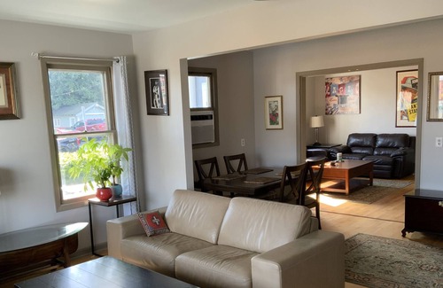 The Dalles Casa | Historic Queen Anne The Carlisle house