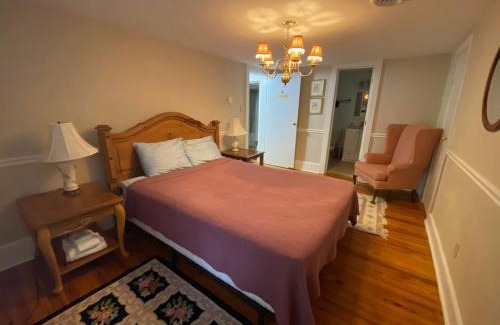 Berryville Hotel | Historic Rosemont Manor