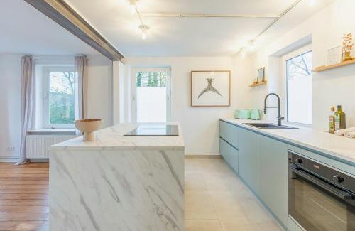 Ostenfeld Casa | Historic Villa In North Frisia