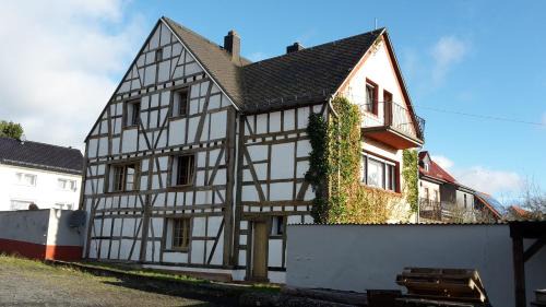 Birgel Hotel | Historische Wassermühle
