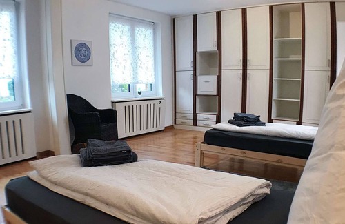 Gottmadingen Apartamento | HÖ01 large apartment with dryer and washing machine