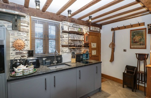 Hay on Wye Cabaña | Hoarders Cottage