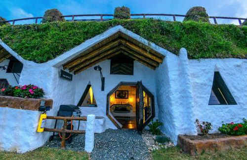 Guatape Casa | Hobbit Hotel Ecolodge- Guatapé