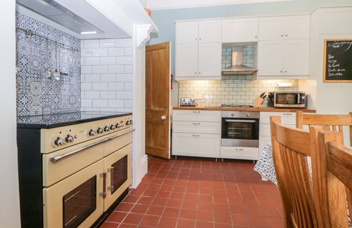 Torquay Cabaña | Holcombe House
