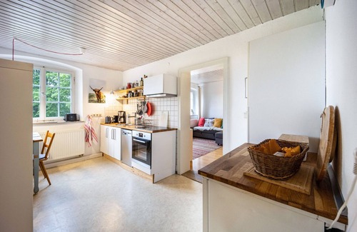 Eggenreute Apartamento | Apartamento 'Klosterhof Eggenreute' con vistas a la montaña