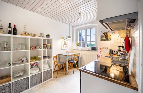 Eggenreute Apartamento | Apartamento 'Klosterhof Eggenreute' con vistas a la montaña