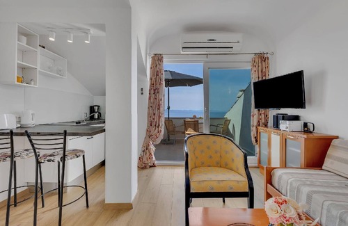 Drasnice Apartamento | Apartamento de vacaciones Drasnice para 1 - 3 personas con 1 dormitorio - Apartamento en casa unifam